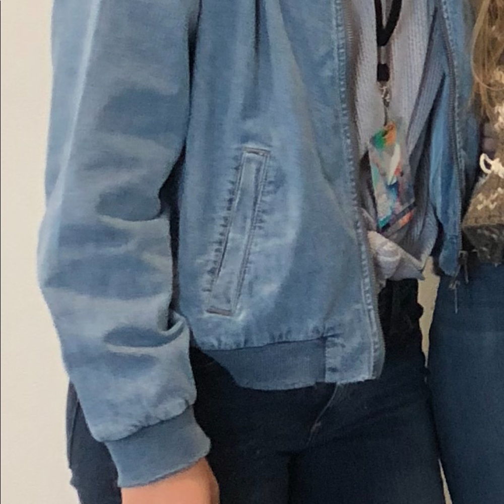 Jean jacket - Picture 5 of 5